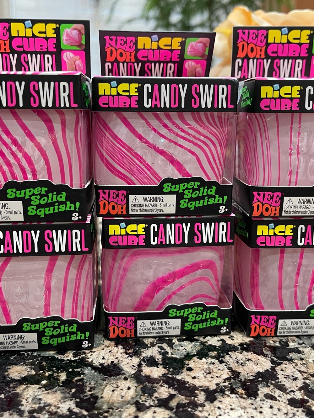 Nice Cube Candy Swirl Super Solid Squish - Pink